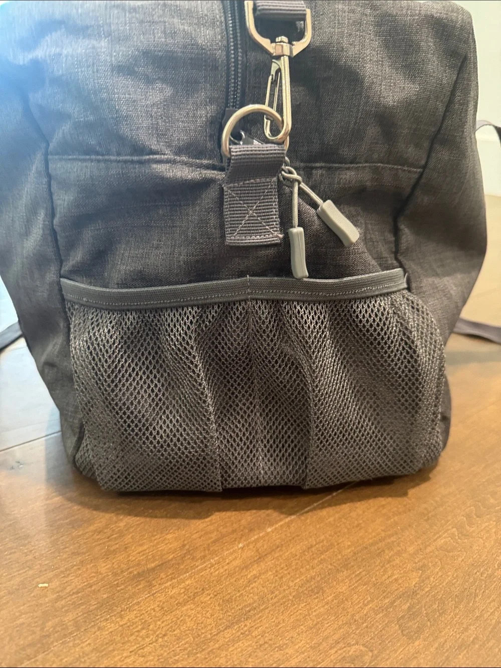 Gray Men’s Travel Gym Duffel Bag
